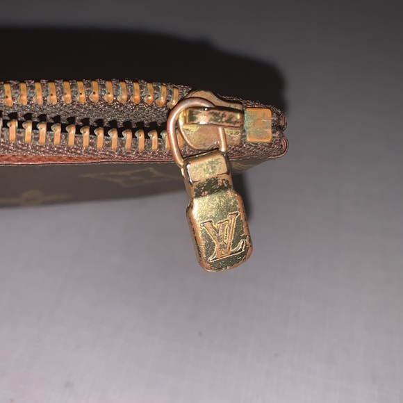 🔥 🖤 Louis Vuitton Monogram signature design LV Logo coin purse - Picture 5 of 5